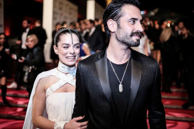 Özge Özpirinçci ilk anneler gününü kutladı! Eşinin romantik jesti kalpleri yumuşattı! 3