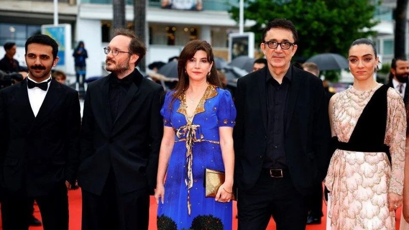 Cannes’ta bir Türk! Dakikalarca alkışlandı! Kırmızı halıda Nuri Bilge Ceylan rüzgarı esti! 1