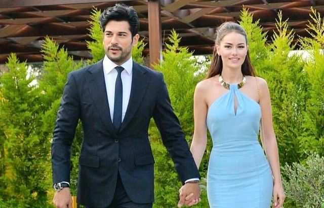 Burak Özçivit ve Fahriye Evcen'in saatleri şok etti! Duyan inanamıyor 2