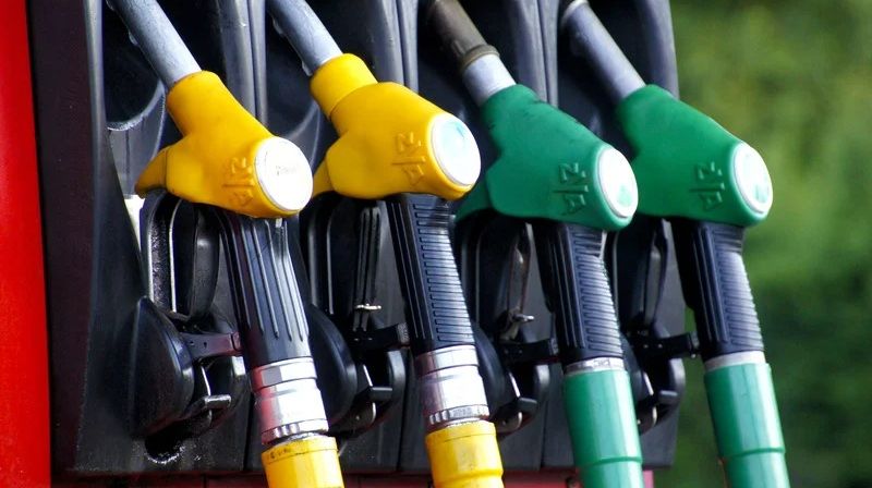 Brent petrol hareketlendi, akaryakıta zam göründü! İşte güncel benzin ve motorin fiyatları 6
