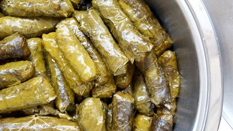Her lokmada mükemmel lezzet... Yaprak sarmanın iç harcını bir de böyle deneyin! 1