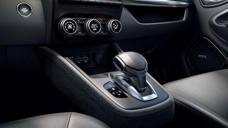 Eşsiz sürüş deneyimi ve avantajlı kampanya ile Renault Zoe E-Tech'e sahip olun! 3