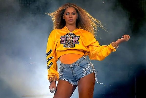 Beyonce'nin tavuk burger için ödediği para dudak uçuklattı 2