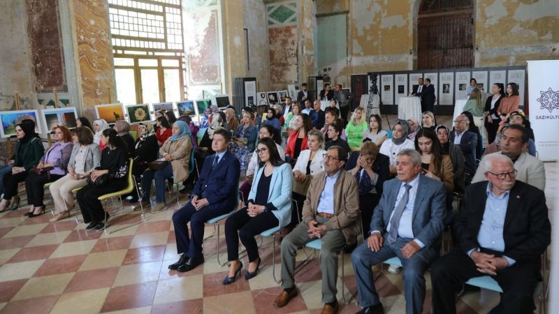 Gaziantep Bahar Şenliklerinde kadın STK'ları düzenlenen sergide bir araya geldi 1