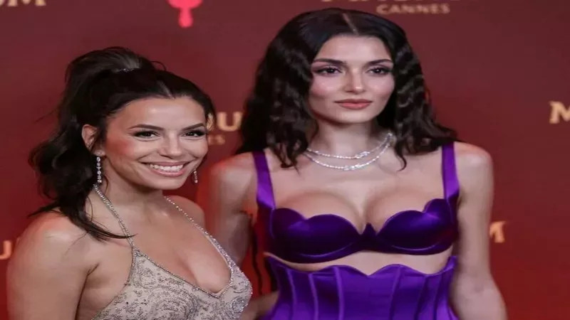 Cannes'i sallayan Hande Erçel'in giydiği kıyafetin fiyatı dudak uçuklattı! 5