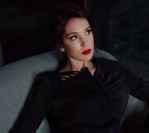 Kanal D'nin iddialı dizisi Dilek Taşı'na yıldız yağdı! Bomba 2 isim daha katıldı 3