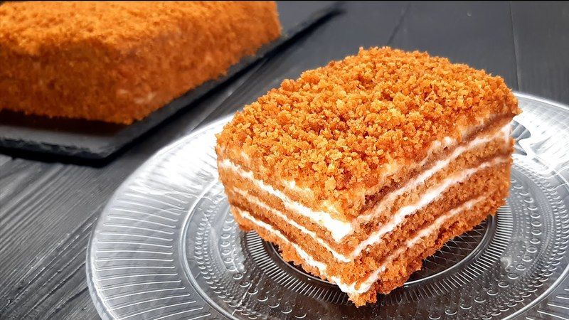 Bu lezzete asla hayır diyemeyeceksiniz! Medovik pasta tarifi... 2