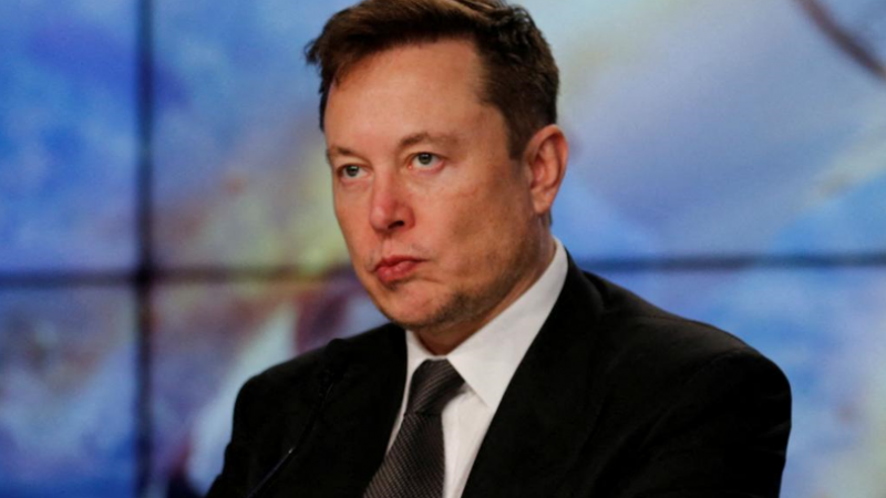 Elon Musk, maymunlardan sonra şimdi de insanlarda deneyecek: Beyinlere çip yükleyece! 1