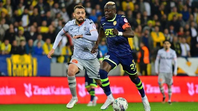 Başakşehir beraberlik ile karşılaşamaya son verdi! Ankaragücü ekibi 2-2’lik beraberlik ile sahadan ayrıldı! 1