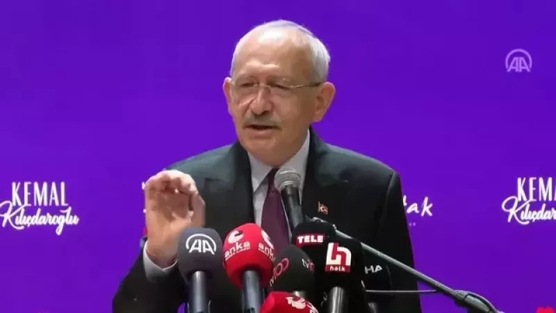 Kılıçdaroğlu'nun konuşması sırasında kürsüye gelen kadın: Öyle zor bir hayat geçiriyoruz ki... 1