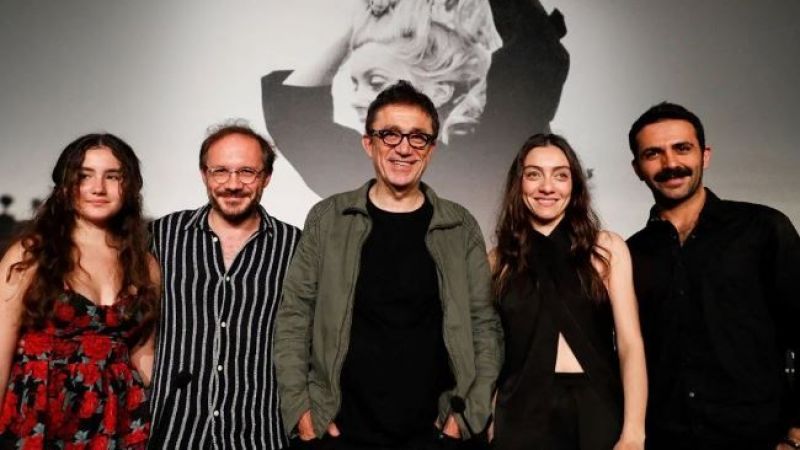 Merve Dizdar’dan tarihi başarı! Herkesi kendine hayran bıraktı... 4