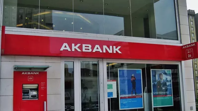Akbank Acil Nakit Arayanların Sesini Duydu! 50 Bin TL’yi Hemen Hesaba Gönderip Geri Ödemeleri Ağustosta Başlatıyor! 2