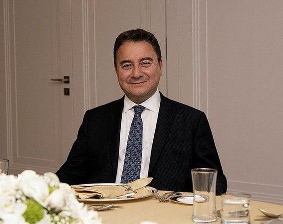 Cumhurbaşkanlığı ikinci tur seçimlerinde hangi lider nerede oy kullanacak? İşte tüm detaylar... 9