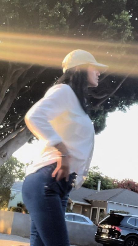 Aleyna Tilki’nin annesi Havva Öztel ayağının tozu ile Amerika’dan yeni bir paylaşım yaptı, takipçilerinin yüreğini hoplattı! Ateş eden fotosu ile Amerika’yı fethetti! 4