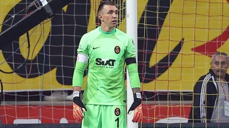 Galatasaray’ın şampiyonluğa son adımı! Transferler sürecinde ise yeni isim Muslera oldu! 1