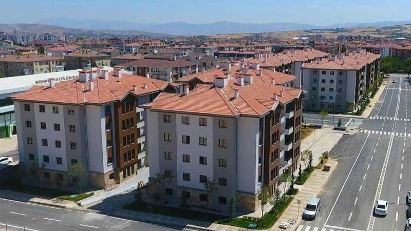 Evi olmayana, TOKİ’den yeni müjde geldi: 3574 TL taksitle ev sahibi olmak mümkün! 2