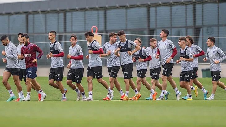 Trabzonspor’da yıldız isimlerin sakatlığı devam ediyor! Kulüp futbolcular için açıklamalarda bulundu! 1