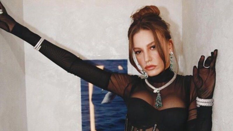 Show TV seyircileri yıkıldı... Serenay Sarıkaya'nın yeni adresi belli oldu... Aile dizisindeydi 2