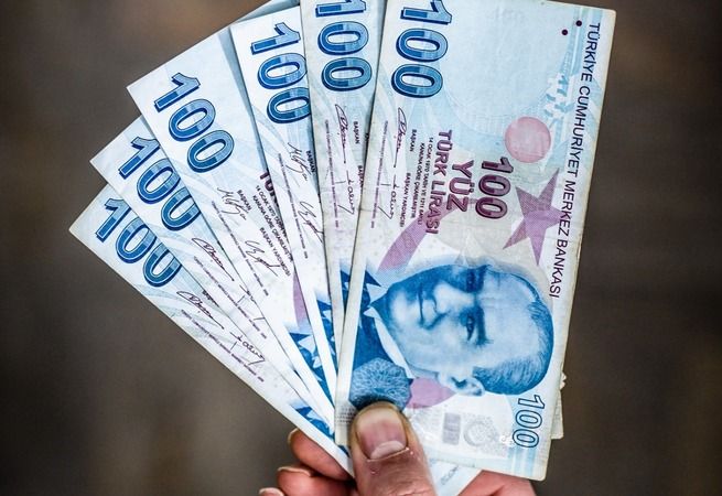 Asgari ücrette görülmemiş zam! Resmen çalışanlar saz çalıp oynayacaklar 2