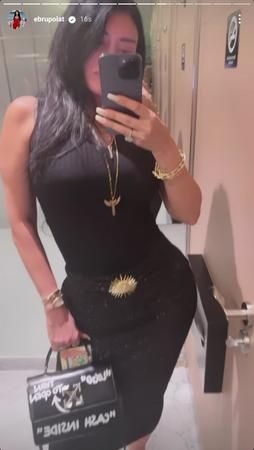 Ebru Polat'tan kafa karıştıran paylaşım: “Aslan besleyen sütünü düşünmez!” 3