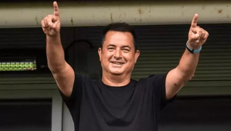 Acun Ilıcalı’nın kayınvalidesini görenler inanamıyor! Dünya güzellerine taş çıkarıyor… 1