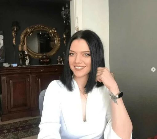 Aşk-ı Memnu dizisinin Hilmi Önal’ının kızı da çok ünlüymüş : duyanlar inanamadı 4