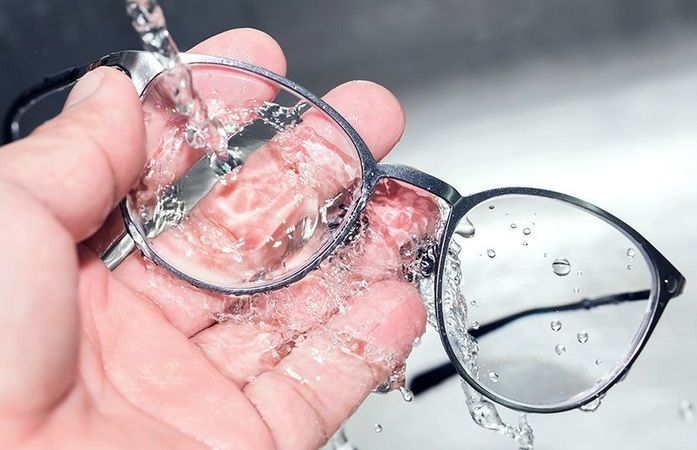 Yenisini sakın almayın: İşte gözlük camı ve aynalardaki çizikleri yok etmenin yolu 2