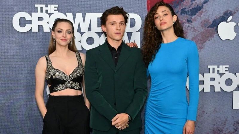 Örümcek Adam filminin Tom Holland’ı yeni dizide! Dizide efsane dizi Shameless’in Fionası’da yer alıyor! 3