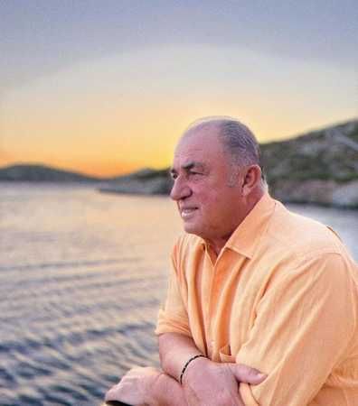 İmparator Fatih Terim, Kıvanç Tatlıtuğ ile bir araya geldi: “Fotoğrafın karizma seviyesi halis mi?” 3