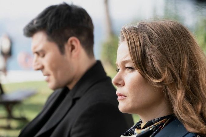 Camdaki Kız dizisinde beklenmedik şok son! Herkes finali farklı olacak sanıyordu... 2