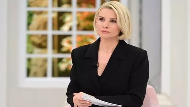 Esra Erol'dan bomba dizi... Seyirciler ve hayranları da gördüğüne inanamadı... 2