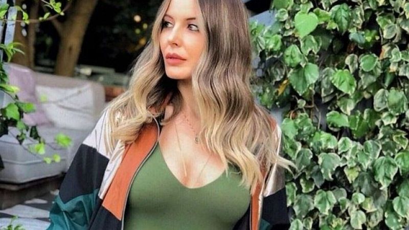 Hande Sarıoğlu'nun cilt bakımı olay yarattı! Pürüzsüz cildinin sırrı ortaya çıktı! 1