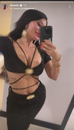 Ebru Polat, Antalya'yı yıktı geçti: Derin göğüs dekoltesini yakından paylaştı! 3