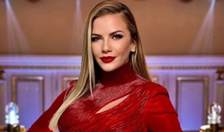 Ivana Sert yürek hoplatan pozuyla genç kızlara taş çıkardı! ‘Kim der ki 43 yaşında’ 3