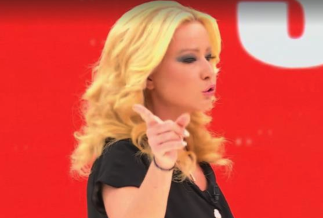 MÜGE ANLI ATEŞ PÜSKÜRDÜ! " Allah Onların Belasını Versin" 3