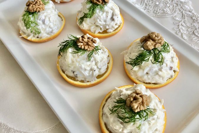 Kaşık kaşık ferahlık ve şifa: Elmalı kereviz salatası nasıl yapılır? 7’den 70’e bayılarak yiyeceksiniz 2