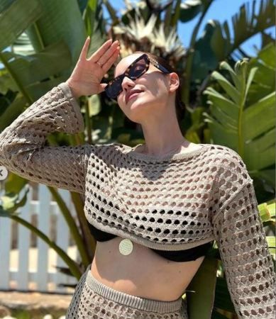 Fahriye ve Burak çifti tatilde! Fahriye Evcen plaj tarzıyla büyüledi! Bikini modasına yön verecek tarzı… 3