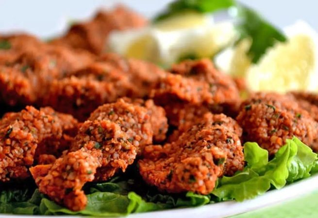Tadan çok şaşırıyor! Gaziantep usulü çiğ köfte tadında kısır... Yapılışı ise bakın nasıl 3