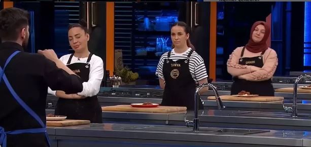 Masterchef yarışmacısı o hakarete dayanamadı, çileden çıktı! Ağlama krizine giren Masterchef Gamze stüdyoyu karıştırdı! 2