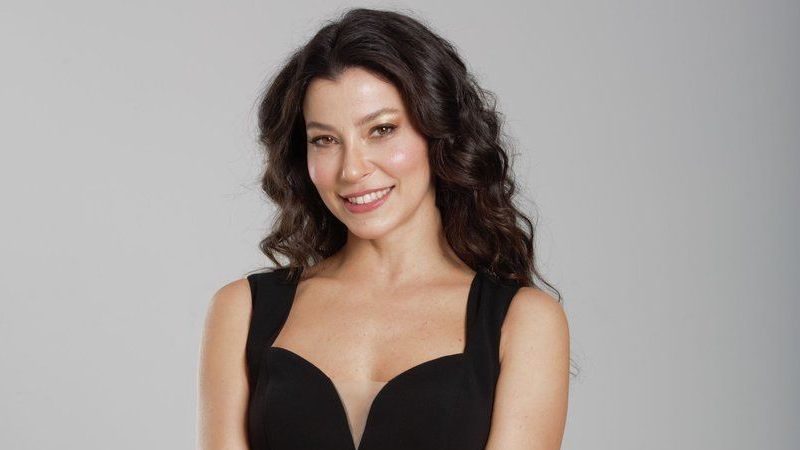 Kızılcık Şerbeti senaryosu altüst oldu! Kilit ismi diziyi terk etti! Yeni sezonda yer almayacak! 3