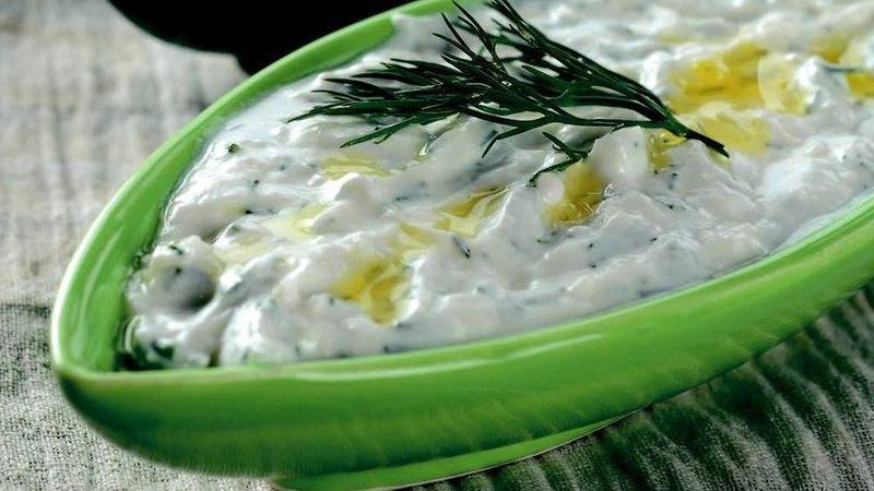 Haydari yapmayı bir de böyle deneyin: Bir tutam eklediğinizde inanılmaz lezzet veriyor! Büyük sırrı buymuş 3