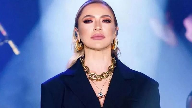 Rapçi Murda ile ismi çıkan Hadise'nin yeni tarzı sosyal medyayı salladı! Baştan aşağı leopar kıyafeti görenlerin başını döndürdü! 2