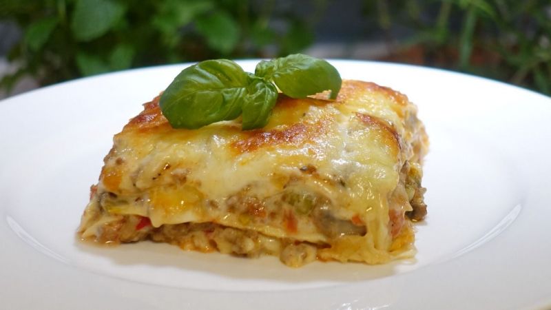 Adım Adım Lazanya Tarifi, Evde Lazanya Nasıl Yapılır? 3