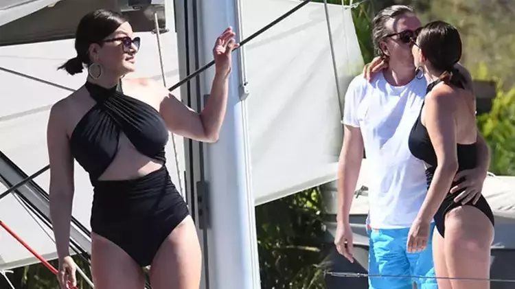 Nurgül Yeşilçay Sevgilisi Necati Kocabay’ı öpücüklere boğdu! Lüks teknede aşk pozu geldi! 47 yaşındaki Yeşilçay’ın fit hali gözden kaçmadı! 3