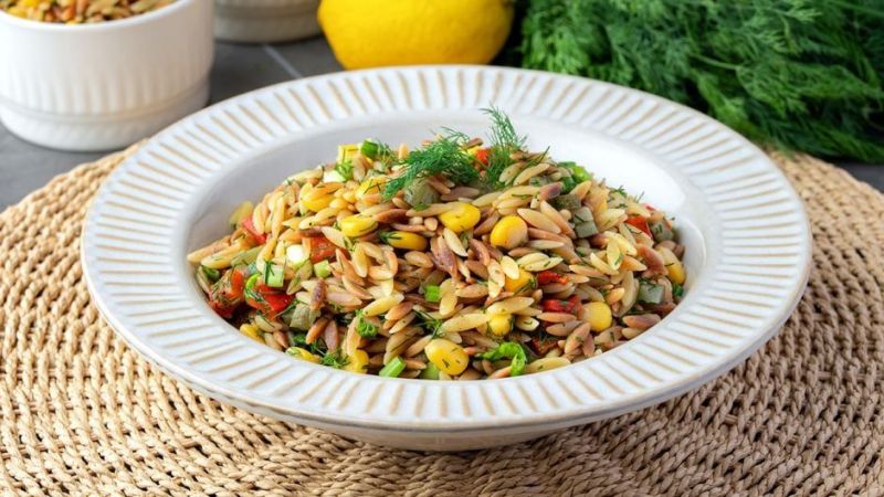 Adım Adım Şehriye Salatası Tarifi, Evde Şehriye Salatası Nasıl Yapılır? 3