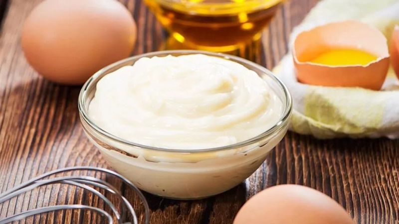 Evde Mayonez Yapmanın Püf Noktaları! Marketlerdeki Ürünlere Taş Çıkaracak 2 Dakikalık Tarif 2