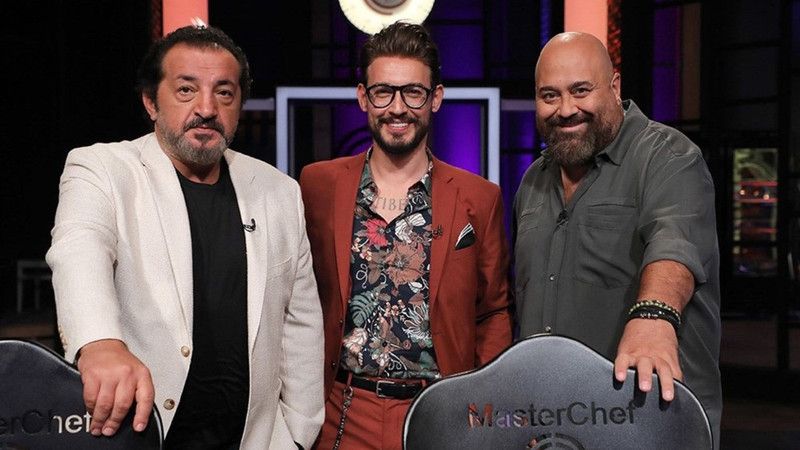 MasterChef’te eleme heyecanı başlıyor! Mert'in sözleri ortalığı karıştırdı! MasterChef’te eleme potasına kimler gitti? Ortalık birden gerildi… 2
