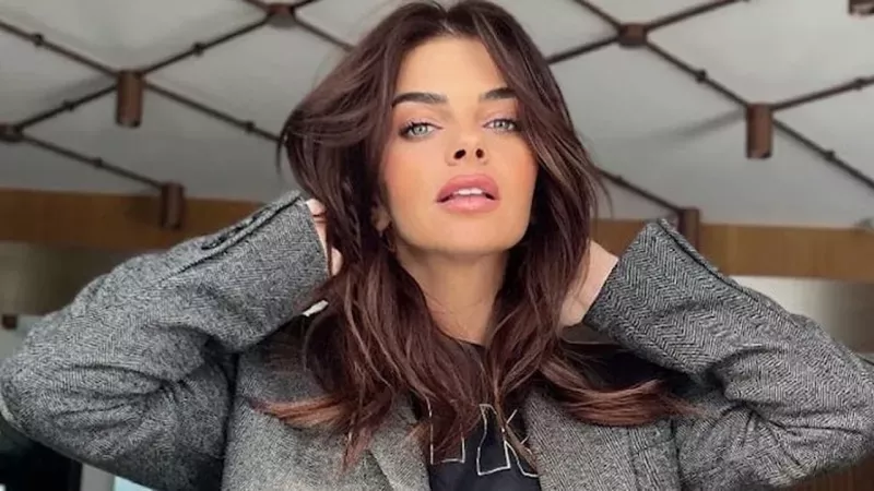 Kavak Yelleri’yle tanınan Pelin Karahan’ın zayıflama sırrı ortaya çıktı! 8 kiloyu nasıl verdi? Şaşırtan paylaşımına beğeni yağdı 1