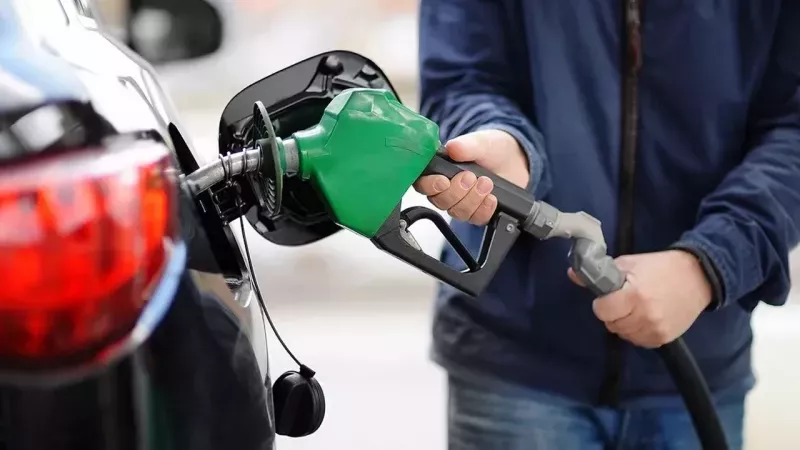 Bir hafta daha geçti; petrol fiyatları netleşti! “Akaryakıta zam gelecek mi?” İşte 12 Ağustos 2023 Gaziantep güncel akaryakıt fiyatları 2