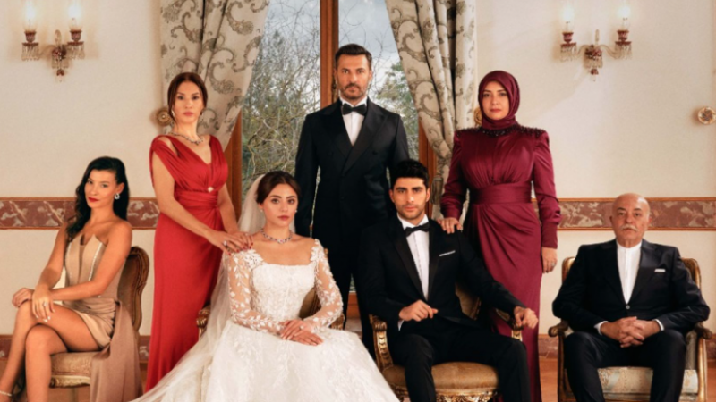 Kızılcık Şerbeti’nin yeni sezonunda bomba ayrılık! Yasak aşk başlamadan bitecek, yeni karakter hikayeyi değiştirecek! 1